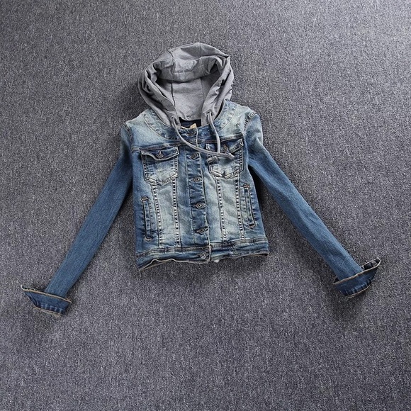 Suit - Picture 2 of 3