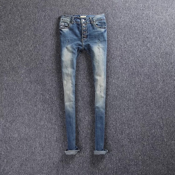 Suit - Picture 3 of 3