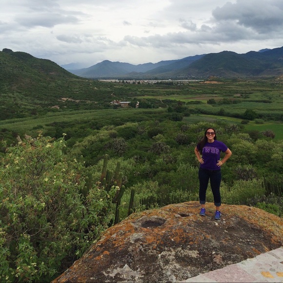 Meet your Posher, Reann - Picture 3 of 3