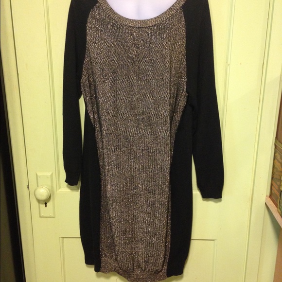 Lane Bryant Dresses & Skirts - LANE BRYANT - Black & Metallic Gold Sweater Dress