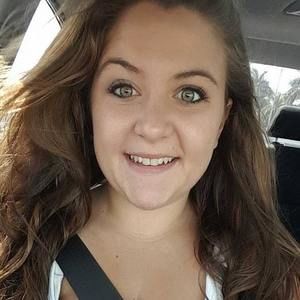 Meet your Posher, Devinne