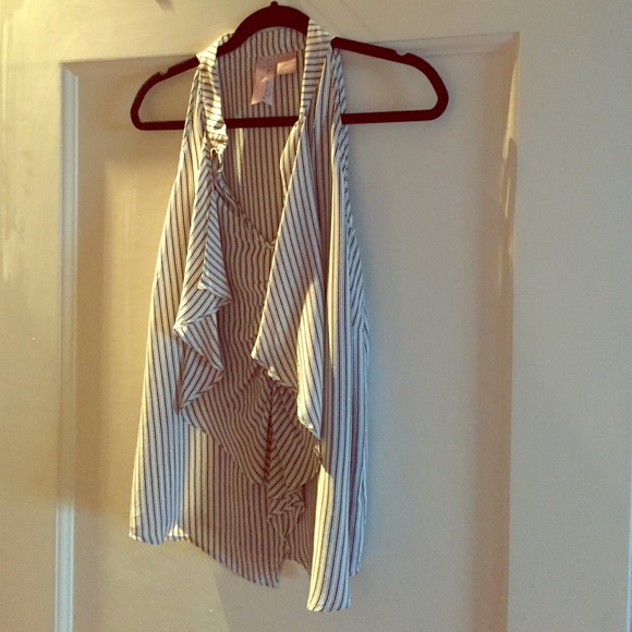 Black & white pin stripe sleeveless blouse