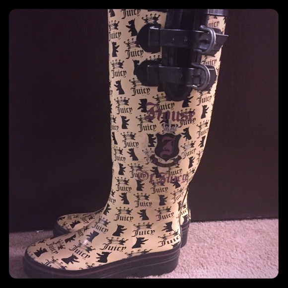 Juicy couture rain boots