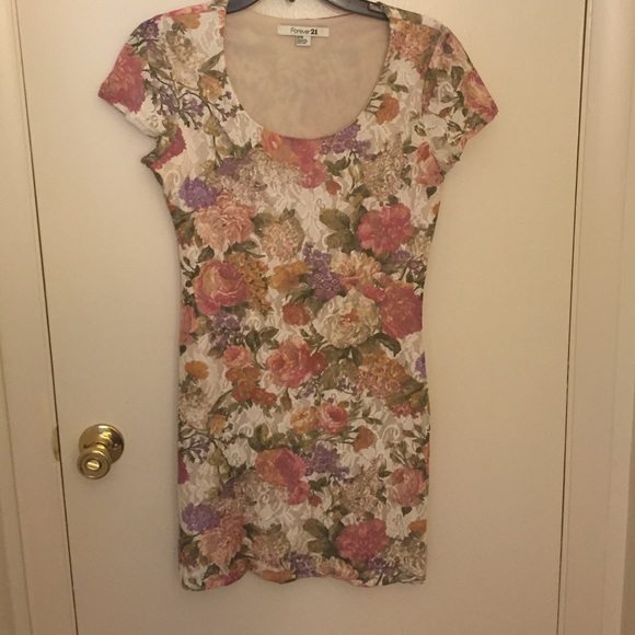 Floral short dress - Picture 1 of 2
