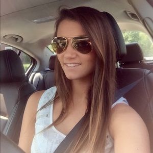 Meet your Posher, Brianna