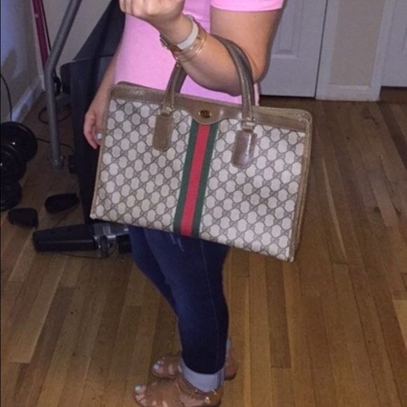 🌟SALE🌟 Authentic Gucci satchel 🌟 good condition