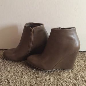 Wedge ankle high boots