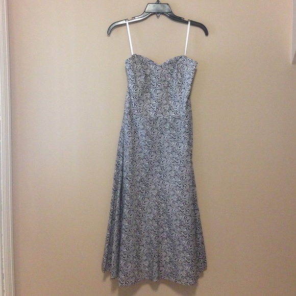 White House Black Market dress - black/white