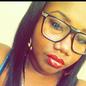 Meet your Posher, Tatiana