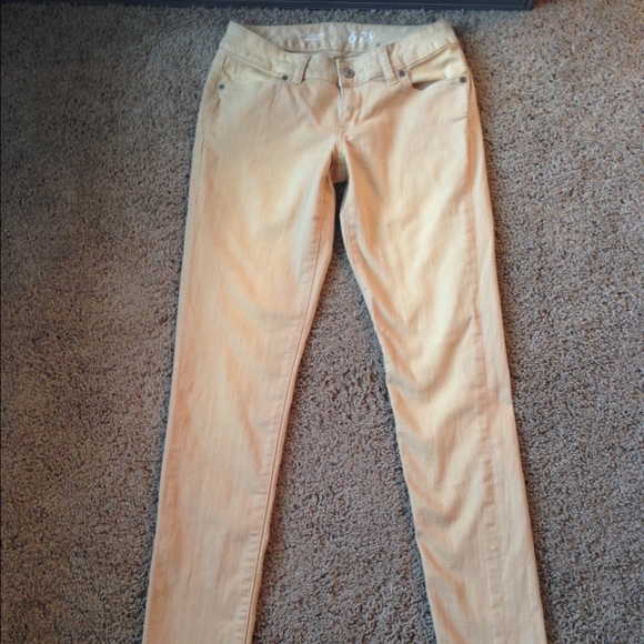 The Limited pale yellow skinny jeans