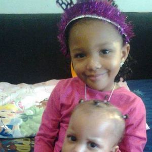 Meet your Posher, Lash'a