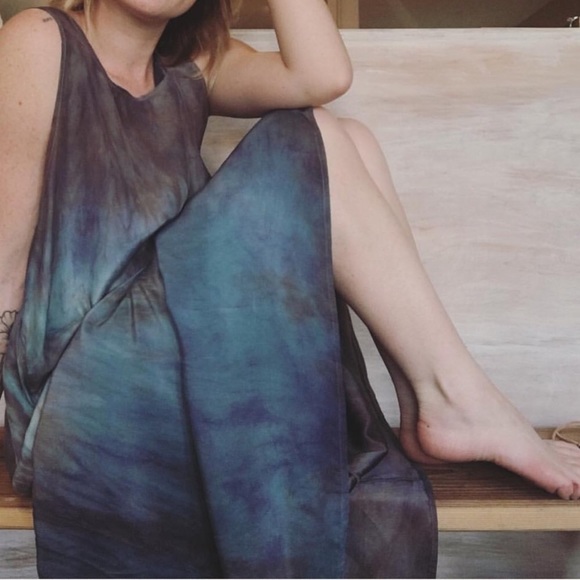 🌙 New Junim L.A. Silk Maxi Dress | Aurora - Picture 3 of 3