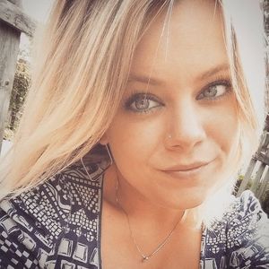 Meet your Posher, Jillian