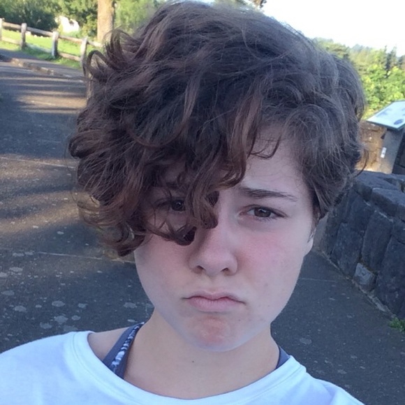 Meet your Posher, Sam - Picture 1 of 1