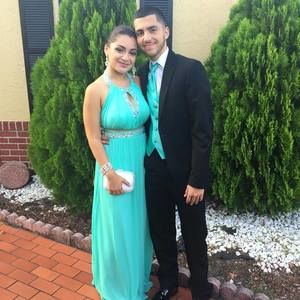 Meet your Posher, Isabel