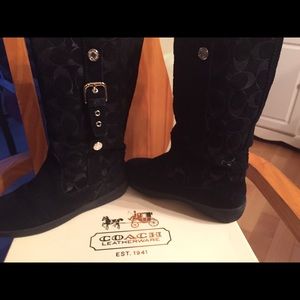 Coach boots