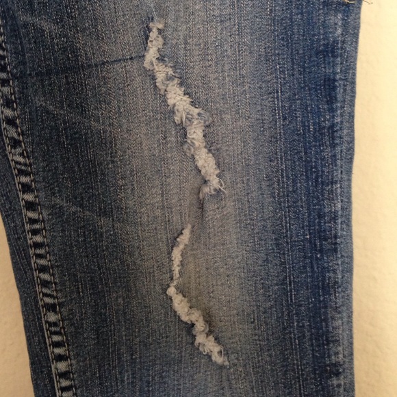 Nice capris - Picture 4 of 4