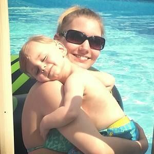 Meet your Posher, Kay