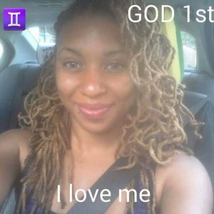 Meet your Posher, Mica-starr