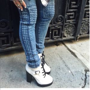 Nwt carmar Moto jean size 28