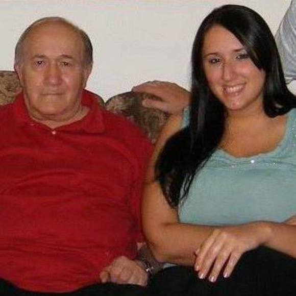 Meet your Posher, Flora