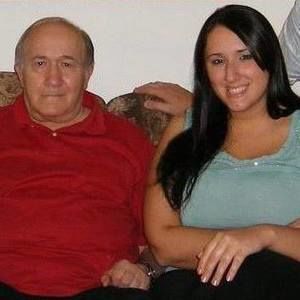 Meet your Posher, Flora