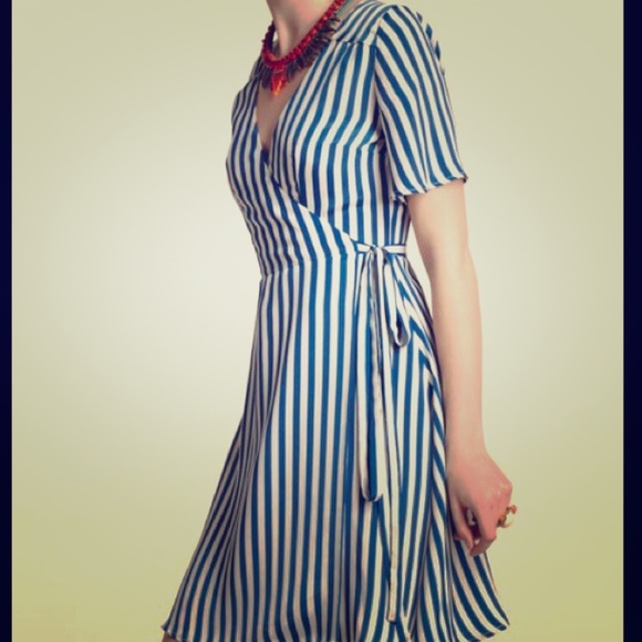 Reserved!!!! Anthropologists dress!