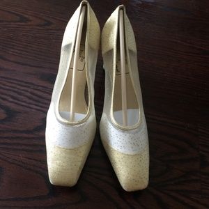 Brand new Nina gold heels Brand new Nina gold heels