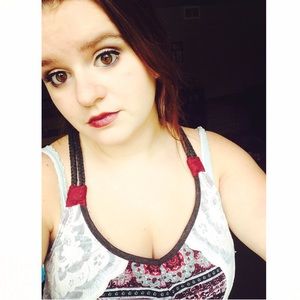 Meet your Posher, Amber