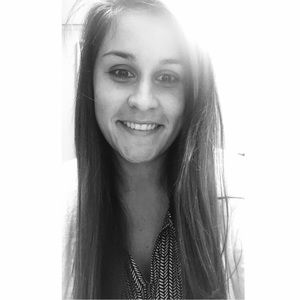 Meet your Posher, Sandi