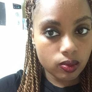 Meet your Posher, Fatima