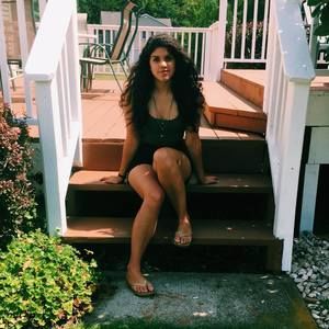 Meet your Posher, Ashley