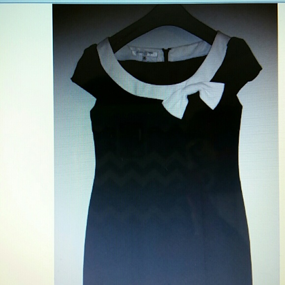 Dress - Picture 2 of 2