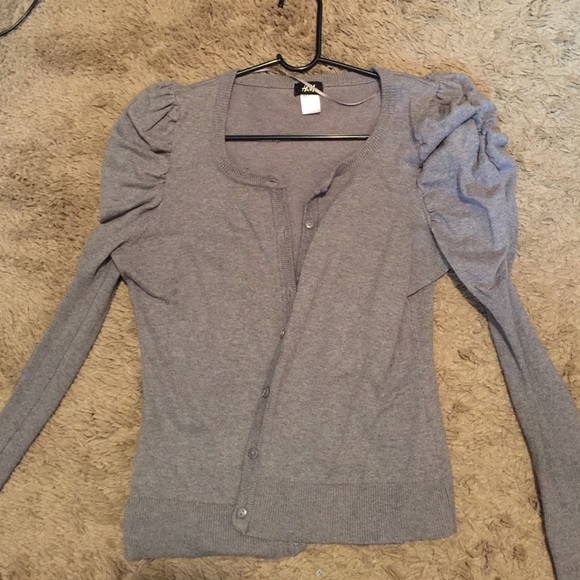 Cute grey cardigan.