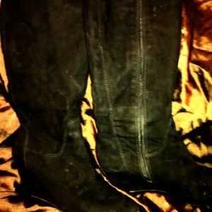 NINE WEST sexy all black wedge heel boots!!