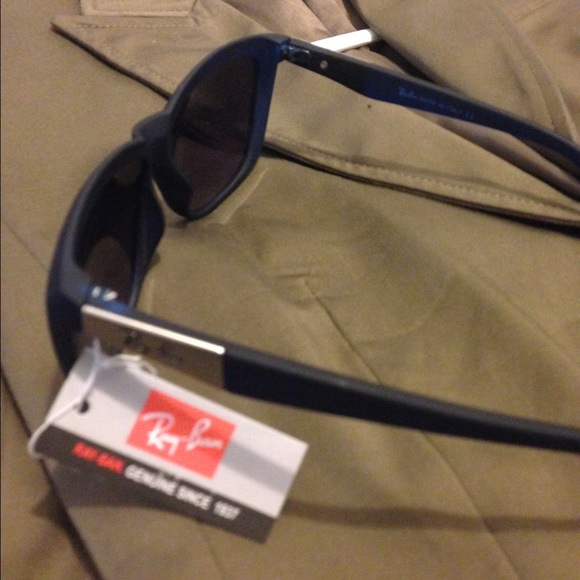 Authentic rayban sunglasses!