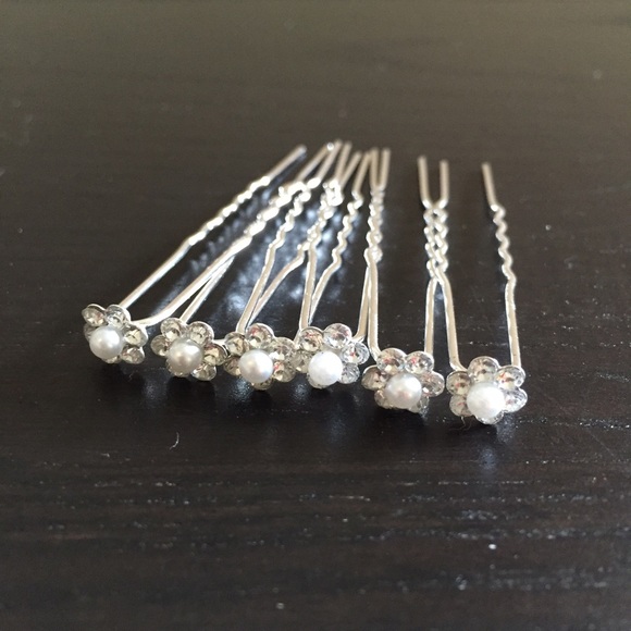 6pcs Flower Rhinestones Hair Pins Jewellery combs - Picture 1 of 1