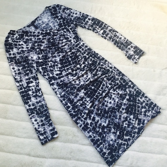 BCBGMaxAzria Dresses & Skirts - LAST CALL 8/22 🌟BCBGMaxazria Abstract Dress