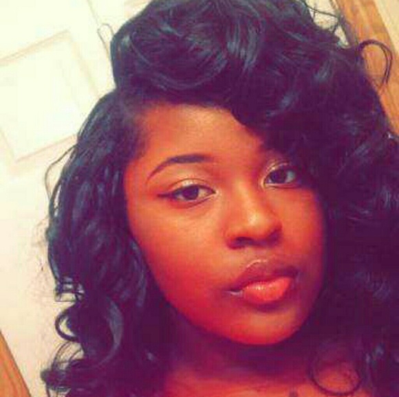 Meet your Posher, ??FeFe?? - Picture 4 of 5