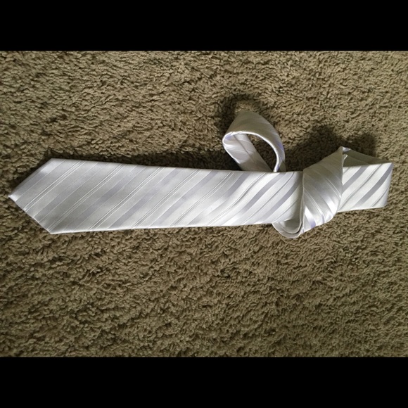 Men's tie