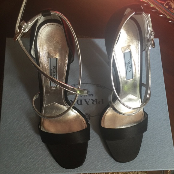 Prada Crystal heel  38.5 - Picture 2 of 4