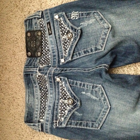 Authentic boot cut Miss Me jeans!! - Picture 4 of 4