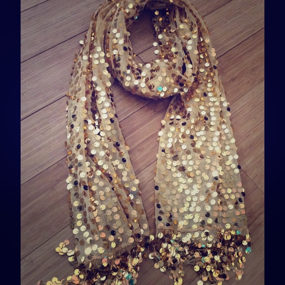 scarf - Picture 1 of 2