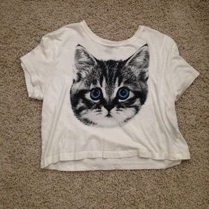 Adorable cat crop top!
