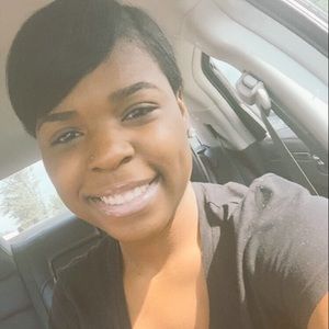 Meet your Posher, Tiara