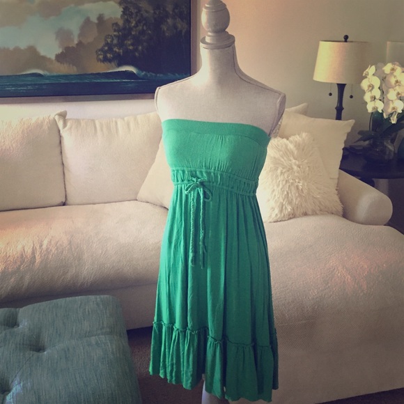 Forever 21 strapless cotton jersey knit dress.