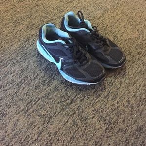 Nike air prosper running shoes black and blue