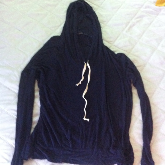 Brandi Melville Leila hooded top