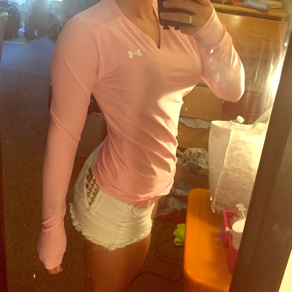 Light pink under armour vneck long sleeve