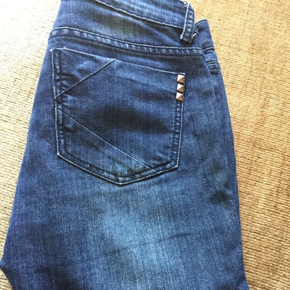 Kardashian Jeans💙